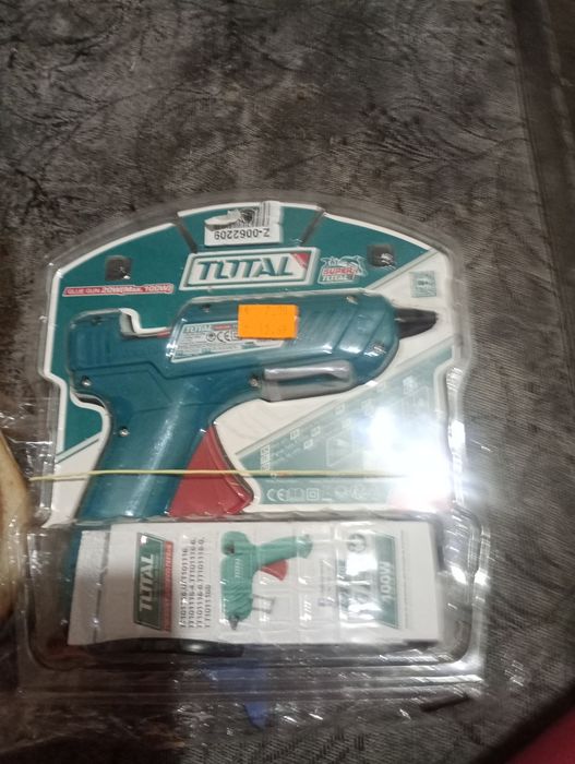 Pistol for silicone.new have to open.