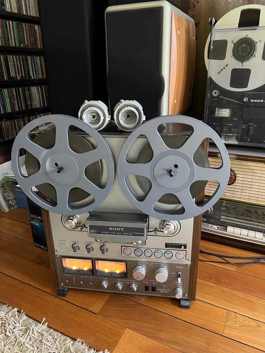 Magnetofon Sony TC 765