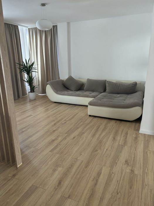 PF - Închiriez apartament 3 camere – Str. Stejarului, Florești