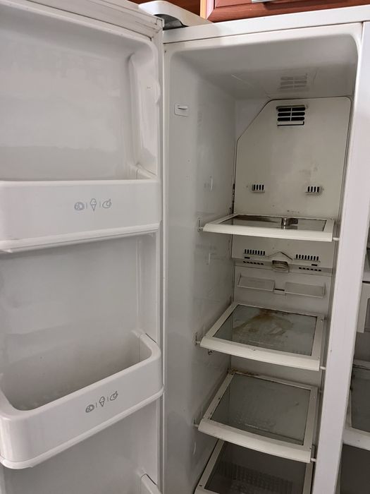 Продам холодильник не в рабочем состоянии