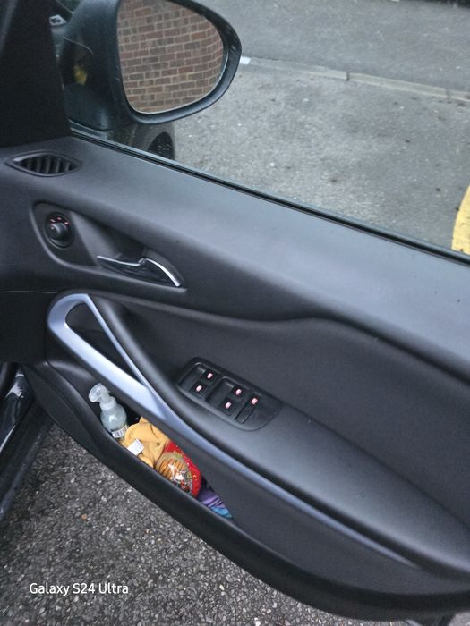 Opel zafira 1.6turbo Diesel