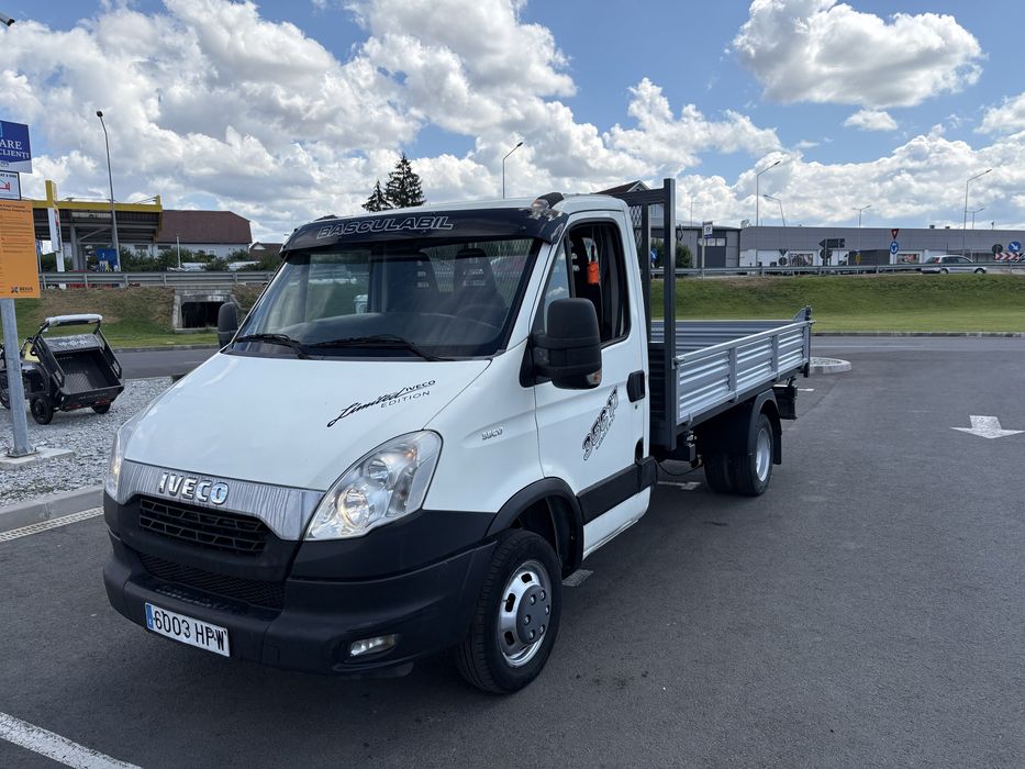 Iveco Daily 35C17 basculabil pe 3 parti, clima , an 2013, Spania