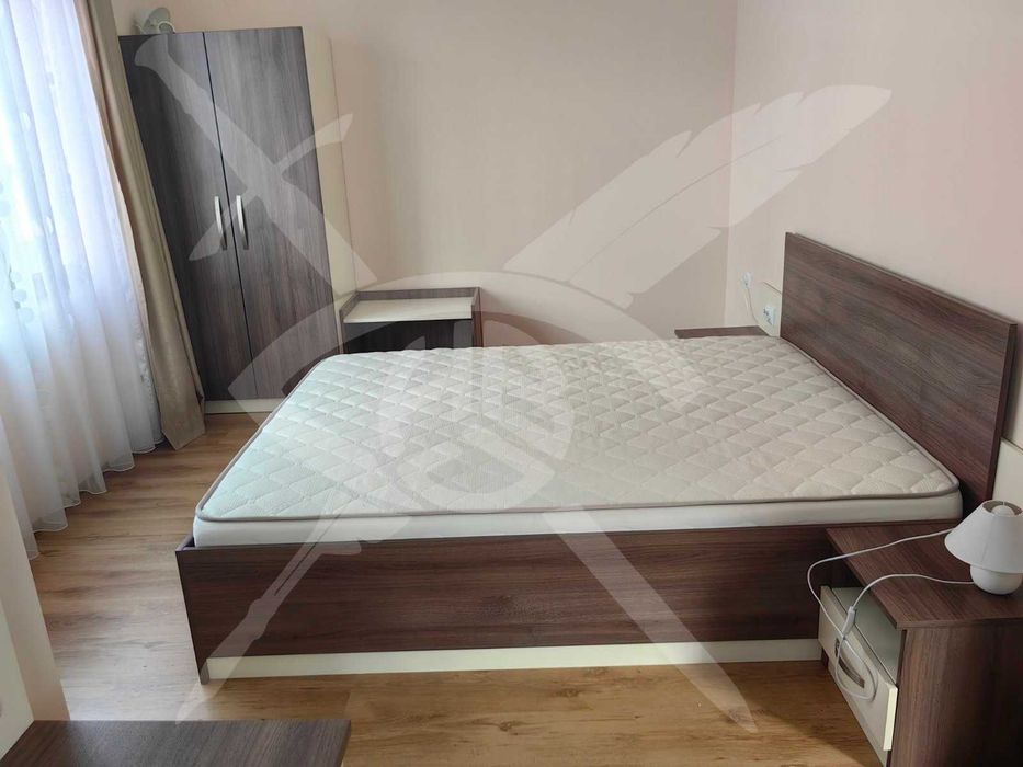 Тристаен - Свети влас