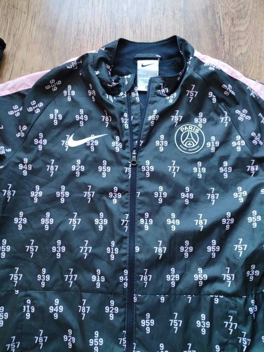NIKE Paris Saint Germain Dri-FIT -юношеско футболно горнище 147-158см.