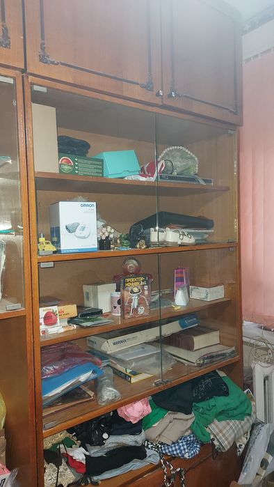 Продам советскую стенку, в хорошем состоянии.