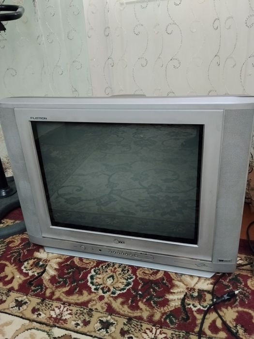 Телевизор рабочий LG
