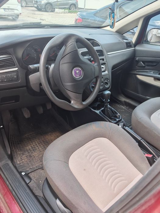 Vand Fiat Linea 1.4 benzina