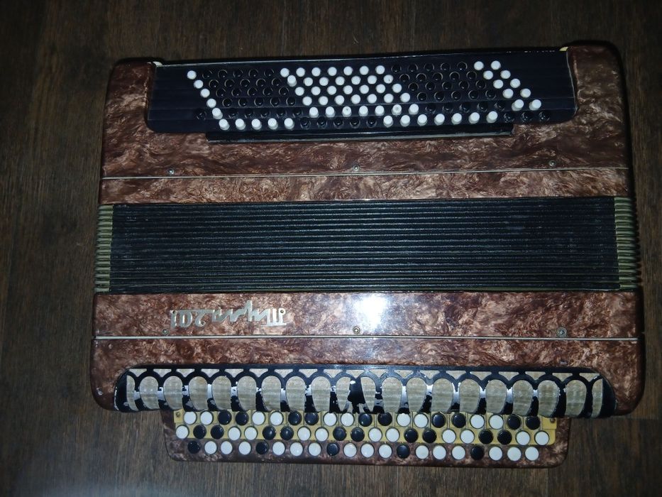 Баян Тула201 в шикарном,новом состоянии