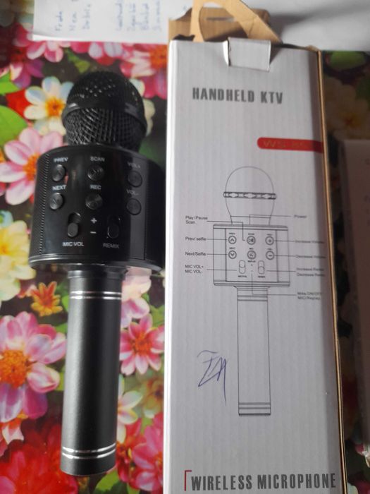 Microfon boxa bluetooth cu radio