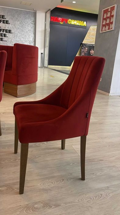 Vând 25 de scaune Horeca