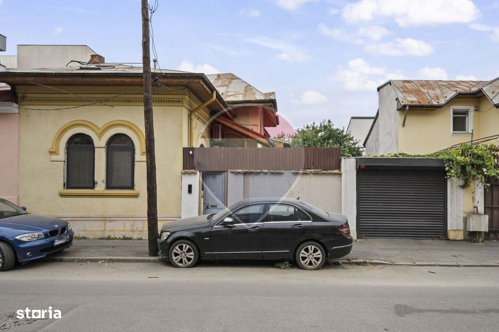 Casă / Vilă cu 7 camere de vânzare în zona Parcul Circului