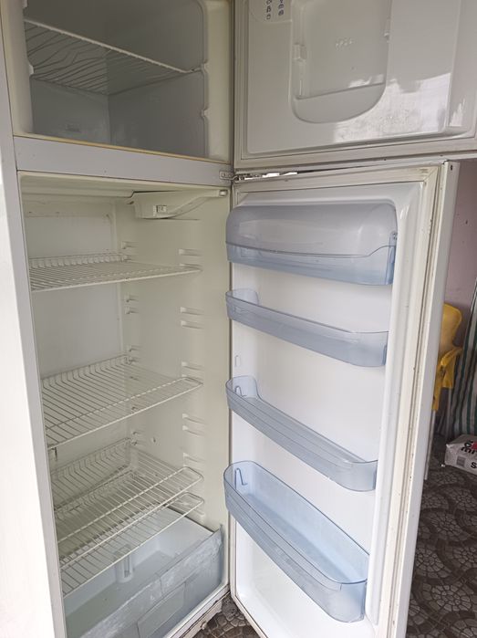 Frigider indesit