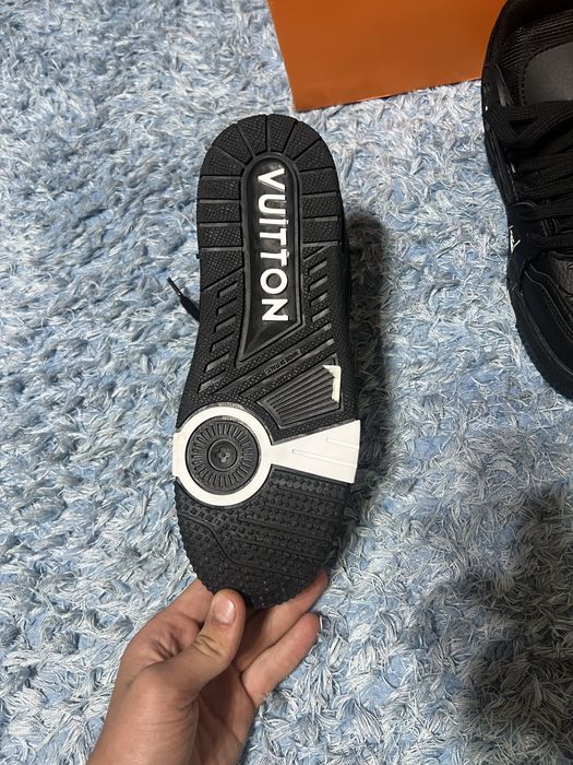 Vand papuci louis vuitton