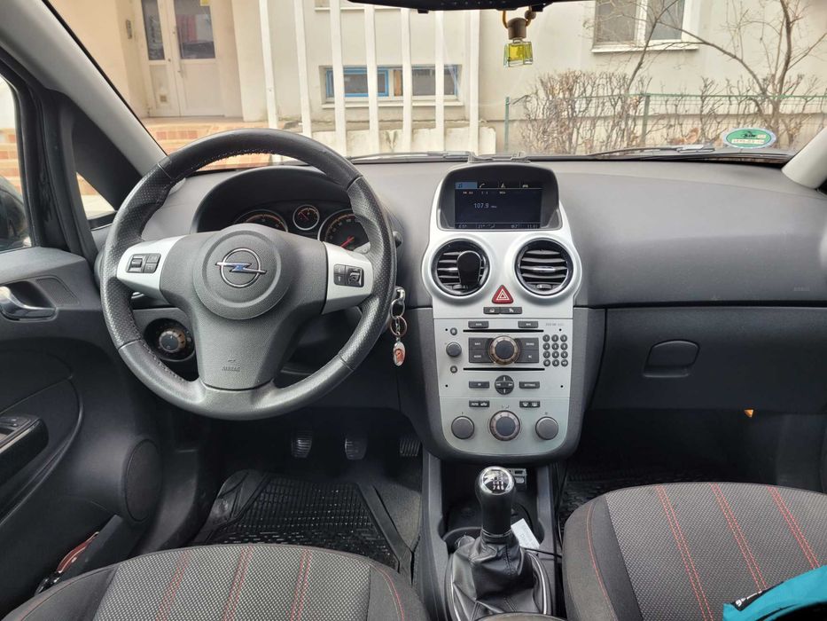 Opel Corsa D 1.7