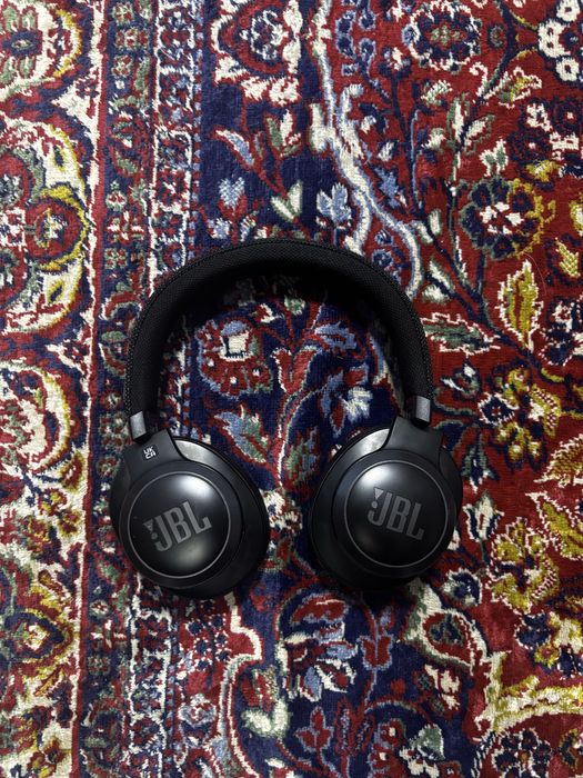 Продам JBL Live 660NC