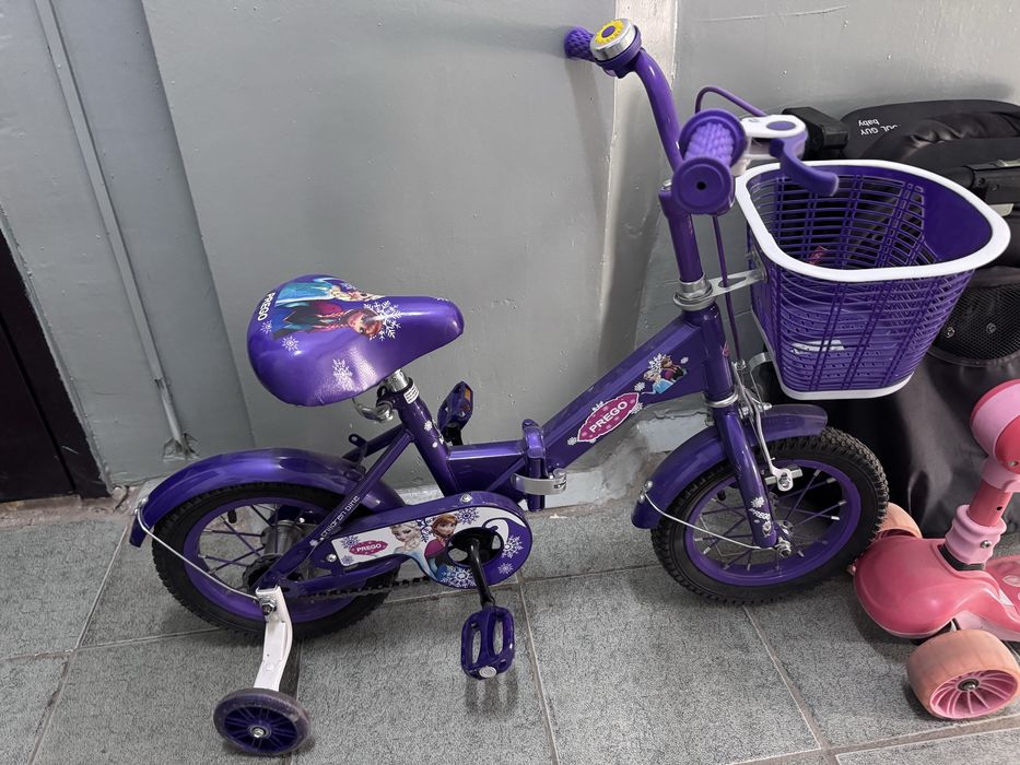 Велосипед детский и каталка baby car