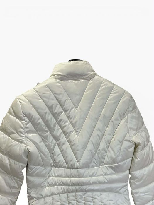 Пролетно дамско яке Guess