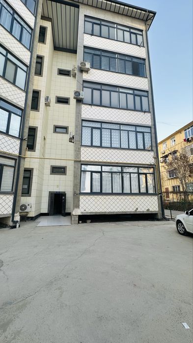 1-etaj 2 xonali qilingan 56m2 + podval 40m2 6-mkr