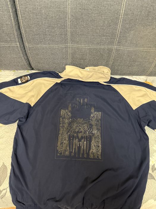 Ветровка nike.