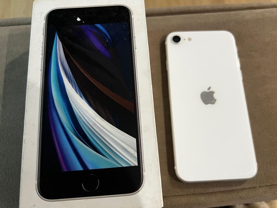 iPhone SE 2020 ,белый ,128ГБ