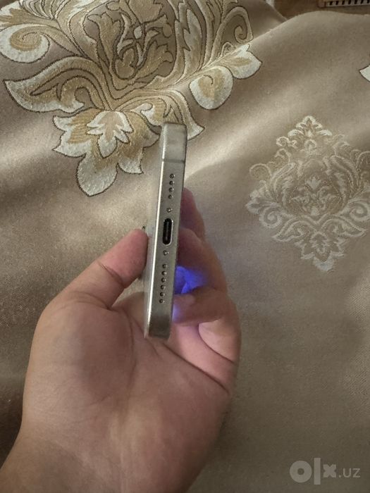 Iphone 15 pro max natural tinatum karob chexol (abmen 13 pro max 256)