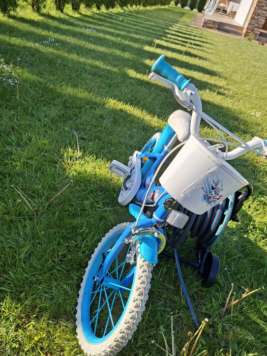 Vând bicicletă Frozen