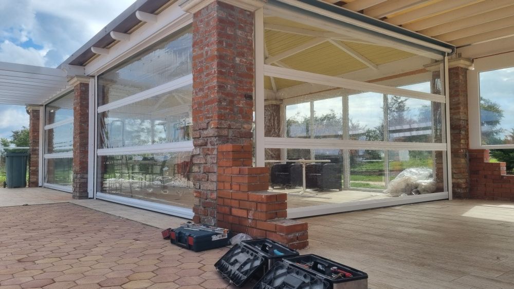 Prelate închidere terase , sisteme protecție cu folie transparentă