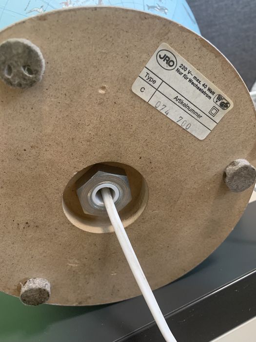 Стар светещ детски глобус