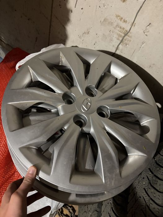 Продам диски на Hyundai accent