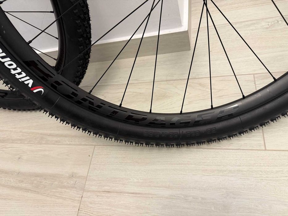 Roti Bontranger (TREK) Kovee Elite 23 Carbon 29"