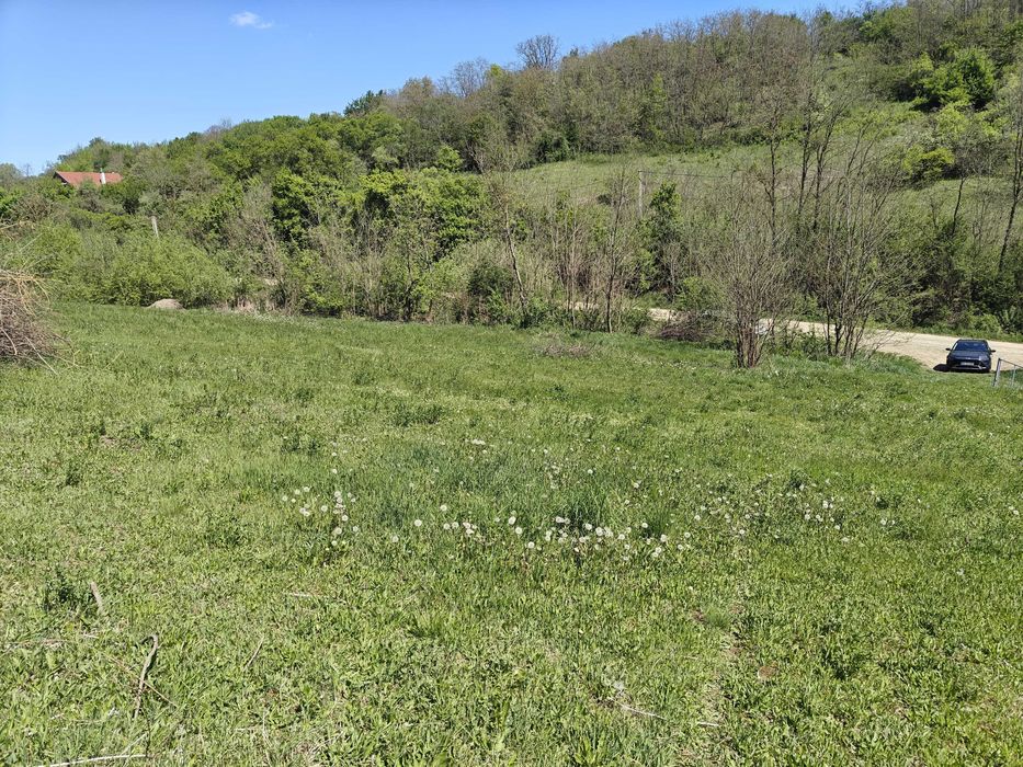 Teren intravilan 1400 m2  - la 10 minute (5 km) de centrul Târgu Mureș