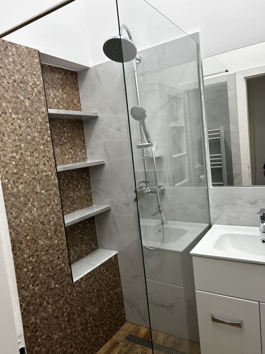 Inchiriez casa 3 camere ultracentral