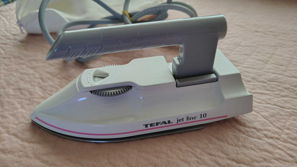 Fier de calcat portabil Tefal Jet Line 10 613W