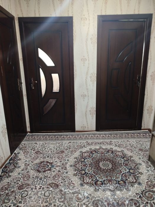 Uchtepa tumanida 6- qavat 2 xonali 4 xona qilingan kv.ra sotiladi