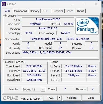 Компютър и монитор windows 11