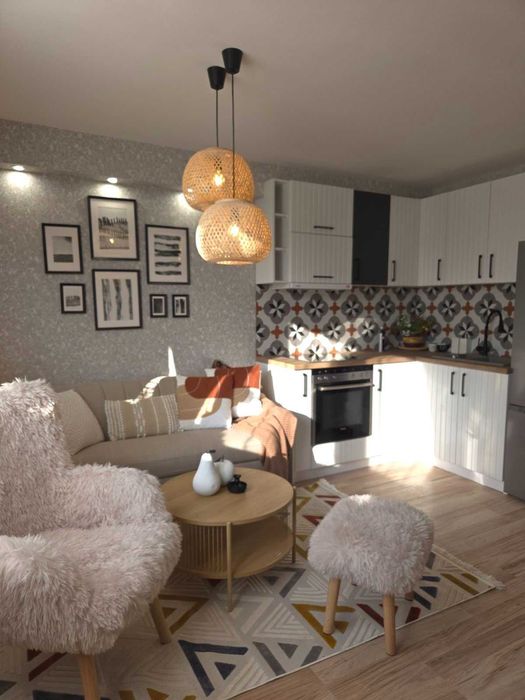 Продава се Тристаен апартамент в Пловдив, Гагарин - 61 кв.м за 2123 €/кв.м - Снимка #1