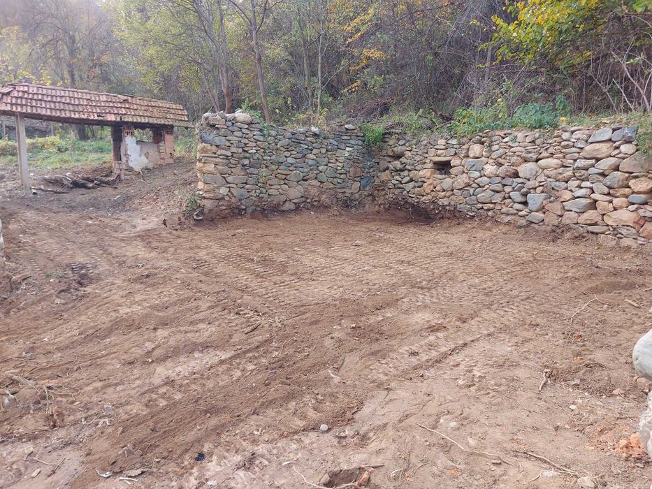 Услуги със Самосвал, Челен товарач, Багер