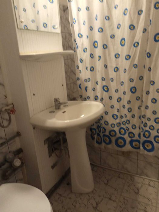 2 camere de inchiriat