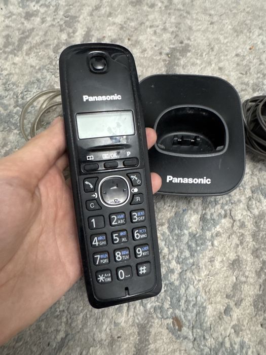 Телефон Panasonic модель KX-TG1611RU