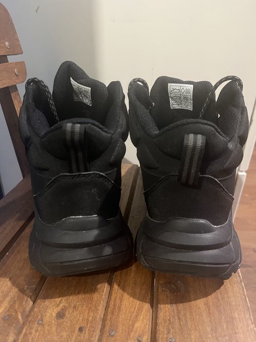 Зимни маратонки/обувки/черни за момче