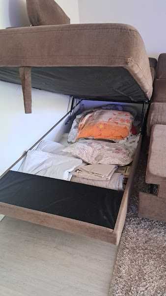 Ъглов диван-спалня с ракла