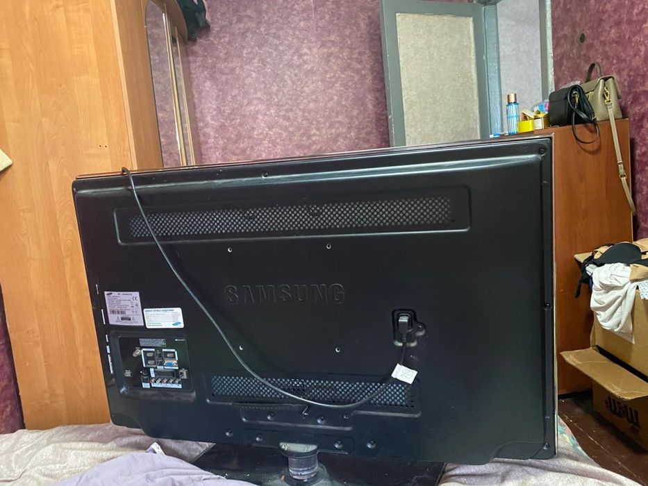 Продам телевизор Samsung