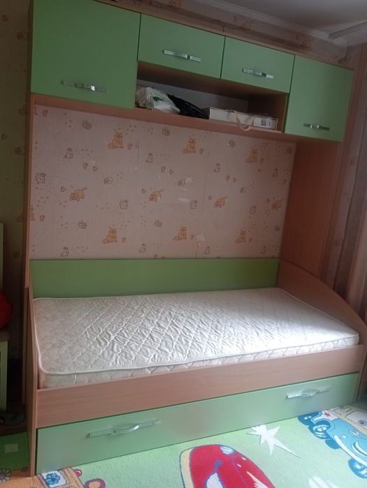 Продам кровать детский,  подростковый