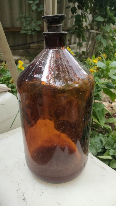 Стеклянные бутыли