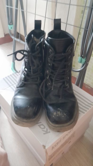 Тегін аяқ киім етіктер