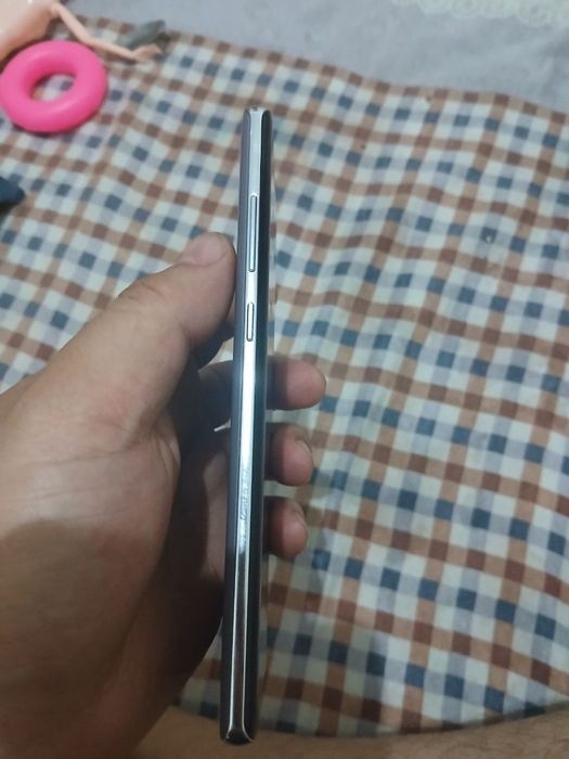 Samsung note 8 arzonga