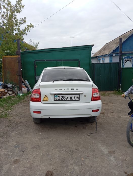Приора продам в отличном состоянии