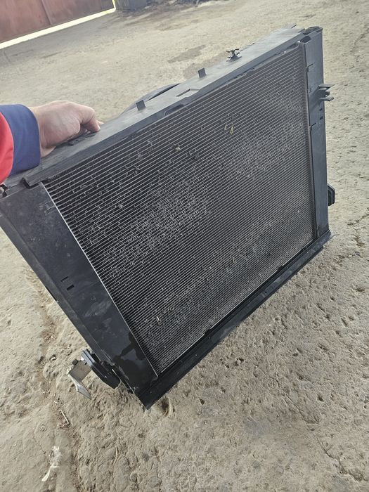 Перка с радиатори радиатор охладителна бмв bmw f30 f31 f32 ф30 ф31 ф32