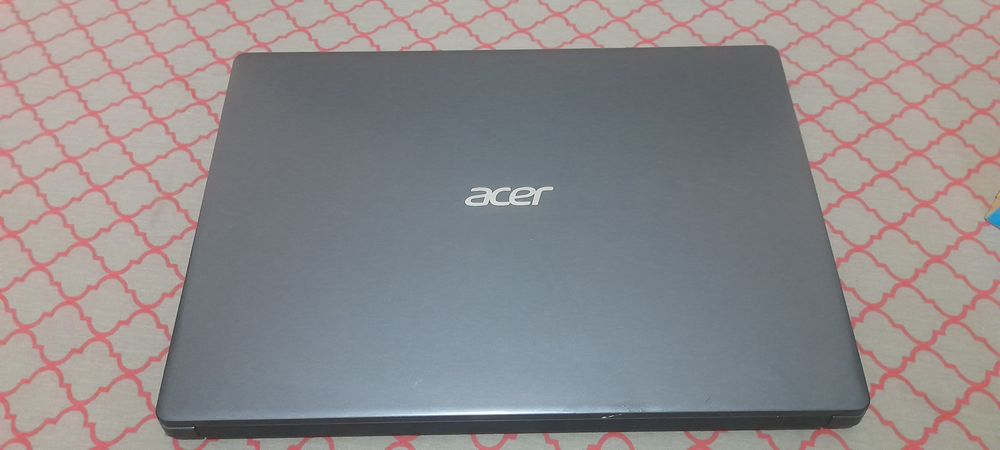 Ноутбук ACER сотилади