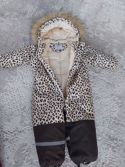 Зимний комбинезон на девочку